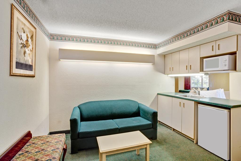 Stay Express Inn And Suites Atlanta Union City Kültér fotó